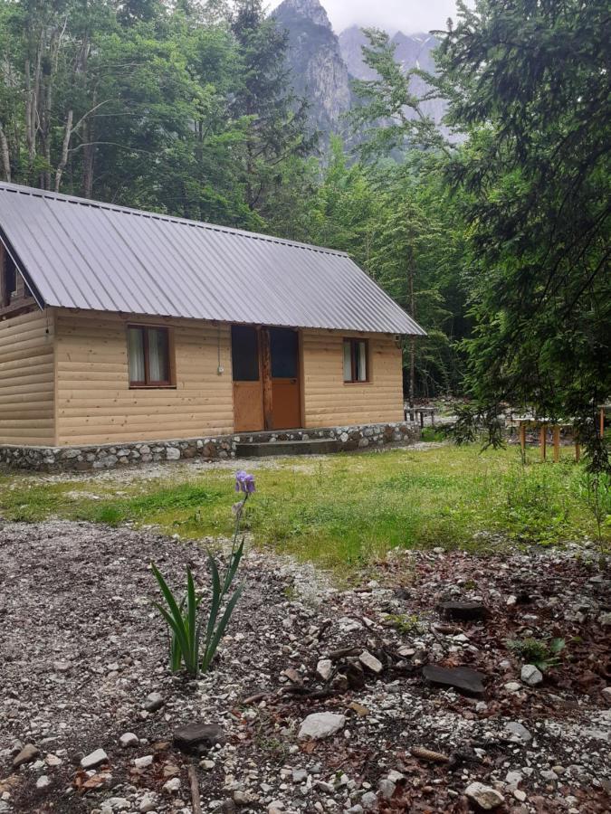 Guesthouse Dioni Βαλμπόνα Εξωτερικό φωτογραφία